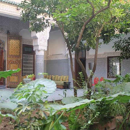 Riad Les Chrifis Navette Aeroport 24 Sur 24 Fes Ngoại thất bức ảnh